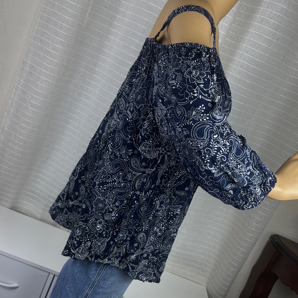 Navy Paisley Off-Shoulder Women's Top Size 1- 1X - Picture 3 of 12